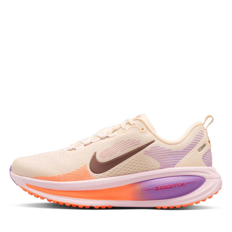 Women’s Nike Vomero 18 – Chalk/Tattoo