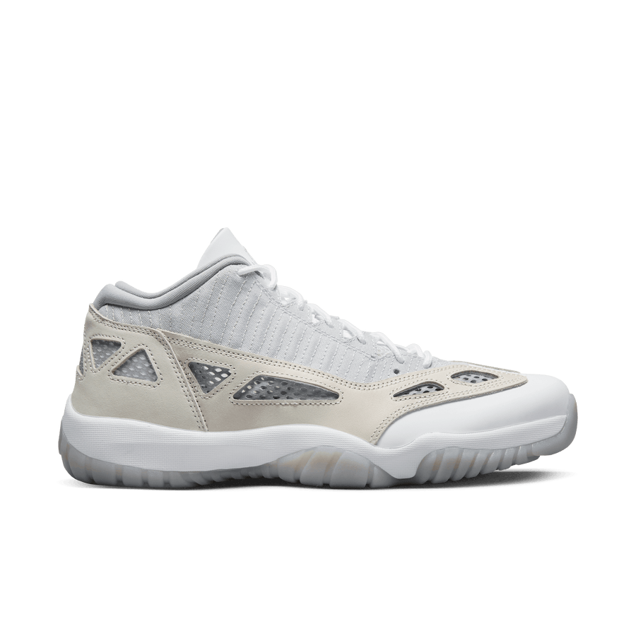Nike Air Jordan 11 Retro Low IE