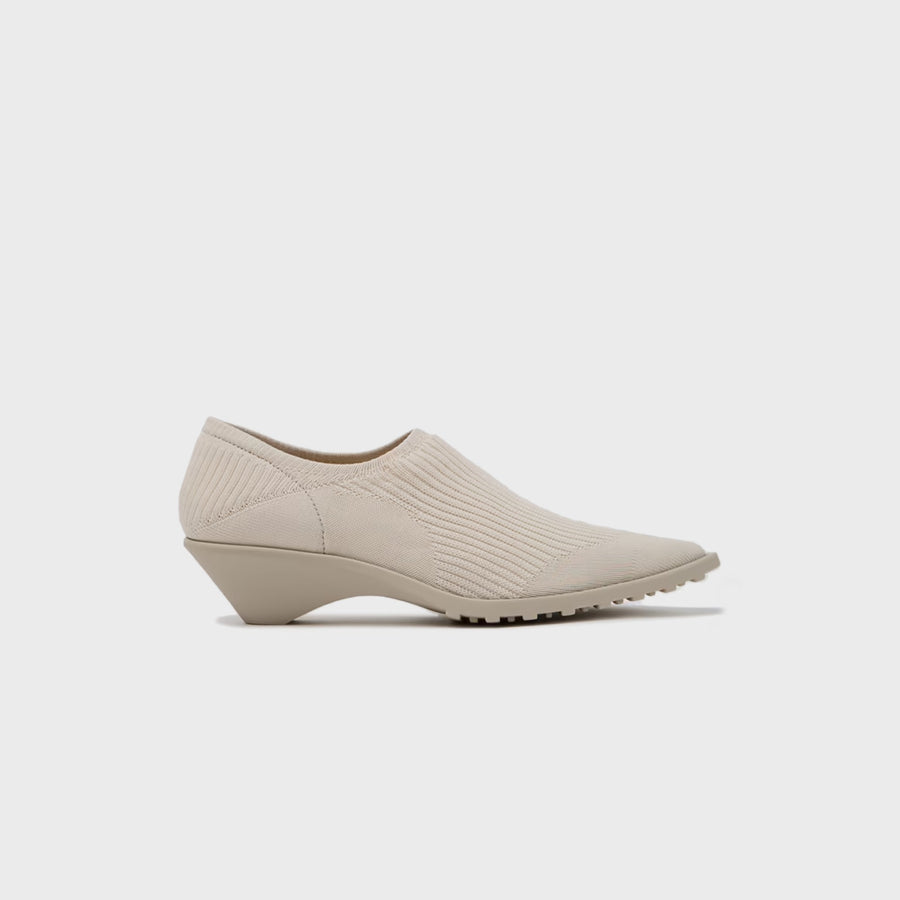 Camper x Issey Miyake Anna – White